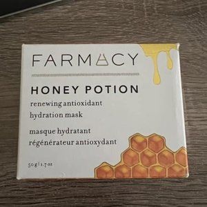 Farmacy Honey Potion